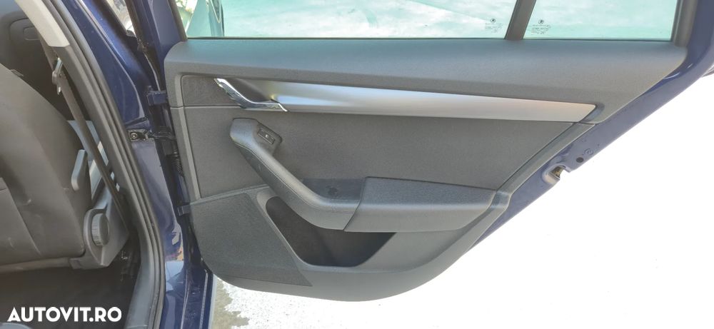 Skoda Octavia Combi 1.6 TDI (Green tec) Joy - 14