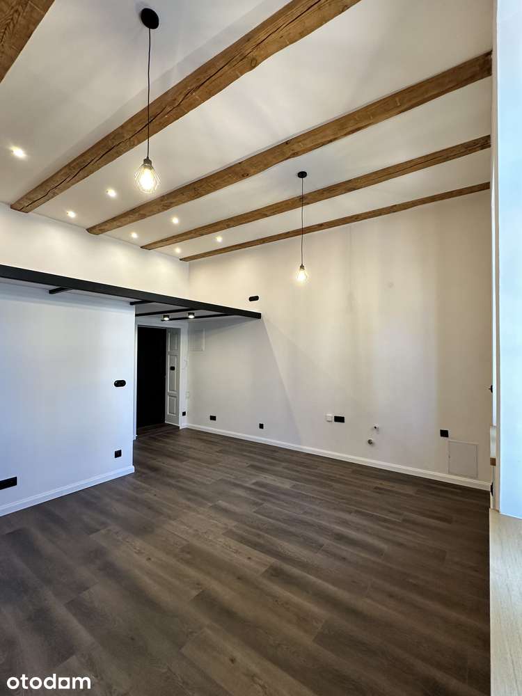 LOFTOWA KAWALERKA 26m2+10m2 antresola W ZABYTKOWEJ KAMIENICY ŻYRARDÓW