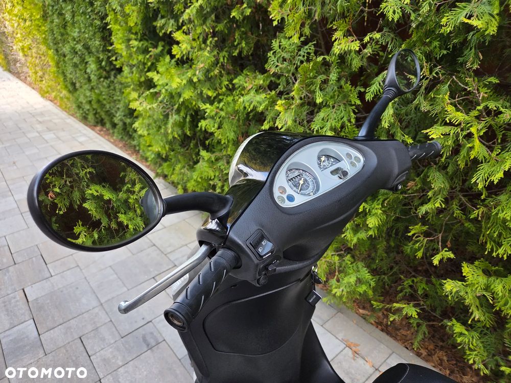 Piaggio FLY - 11