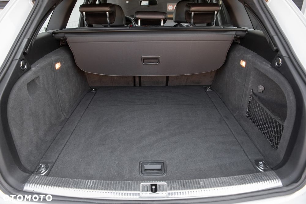 Audi A4 Avant 1.8 TFSI Limited Edition - 32