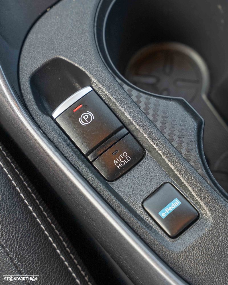 Nissan Juke 1.6 Hybrid Tekna - 28