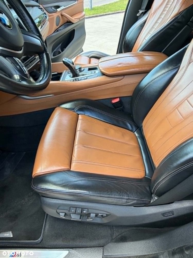 BMW X6 xDrive40d - 17