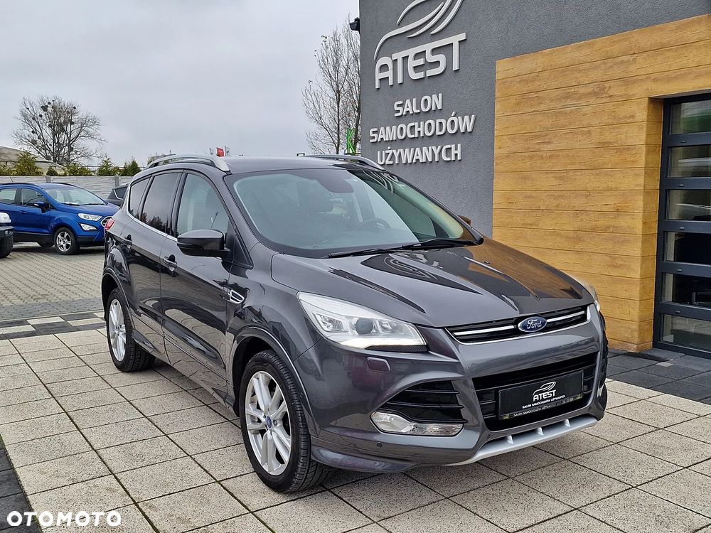 Ford Kuga 2.0 TDCi 2x4 Titanium - 4