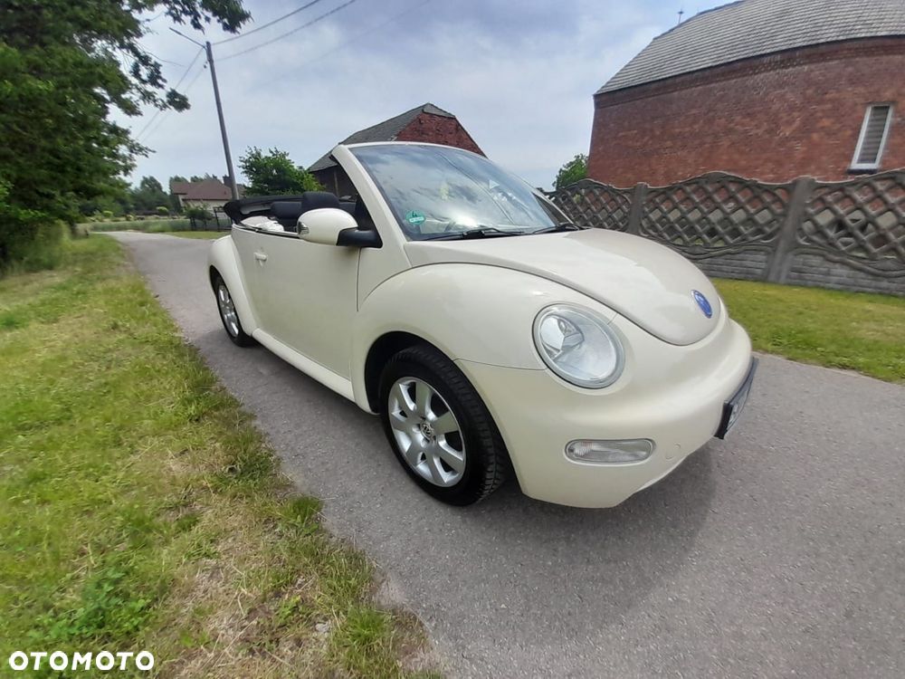 Volkswagen New Beetle - 2