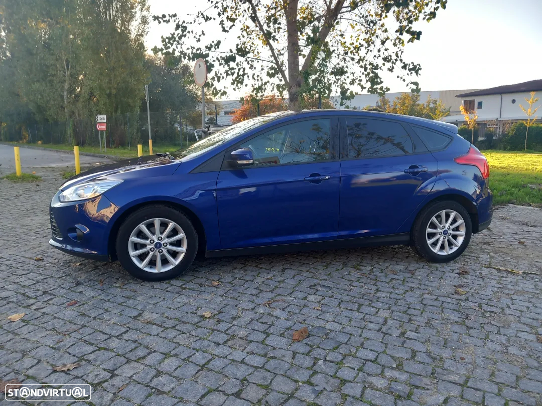 Ford Focus 1.0 SCTi Titanium - 5