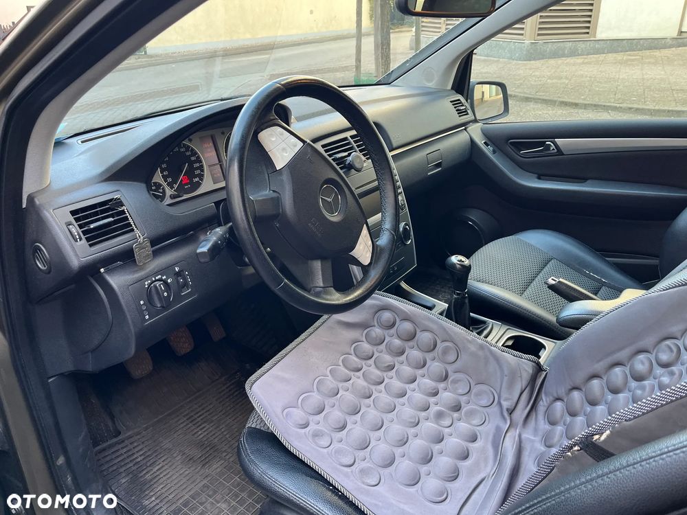 Mercedes-Benz Klasa B 180 CDI - 10