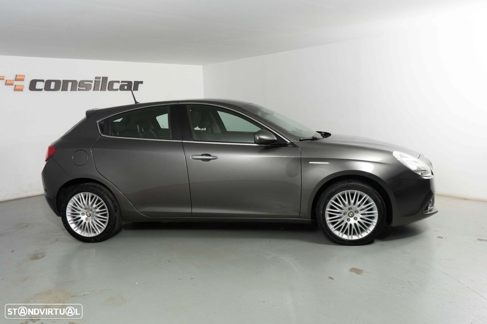 Alfa Romeo Giulietta 1.6 JTDM Exclusive - 7