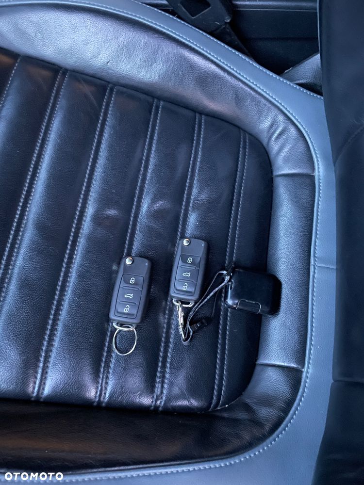 Volkswagen Beetle 2.0 TSI DSG Sport - 5