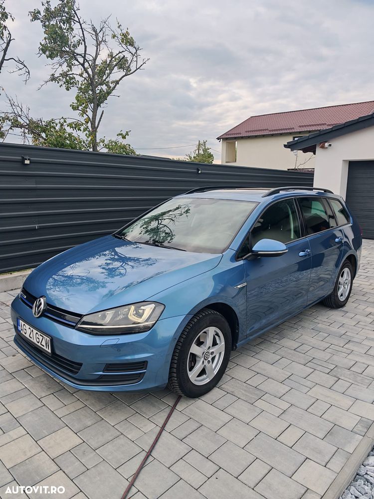 Volkswagen Golf - 2