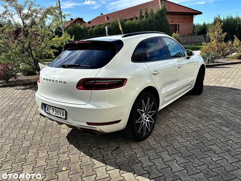 Porsche Macan - 3