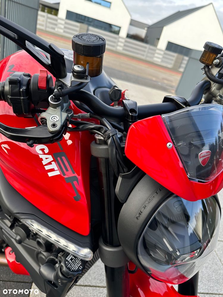 Ducati Monster - 11