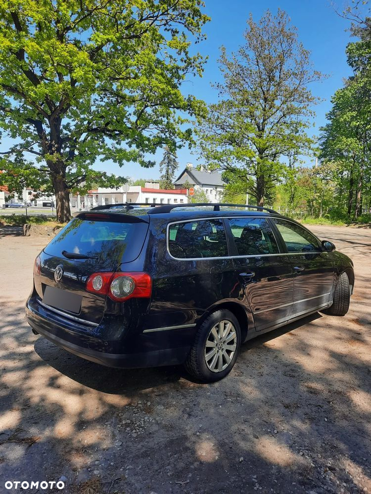 Volkswagen Passat Variant 1.6 FSI Highline - 3