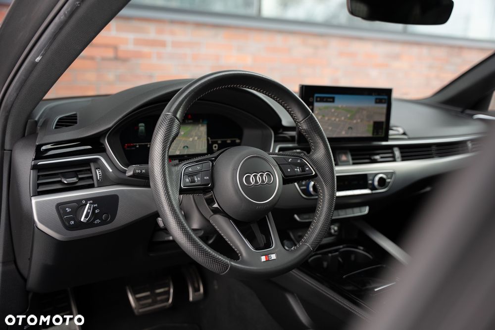 Audi A4 Avant 2.0 TDI ultra S tronic - 24