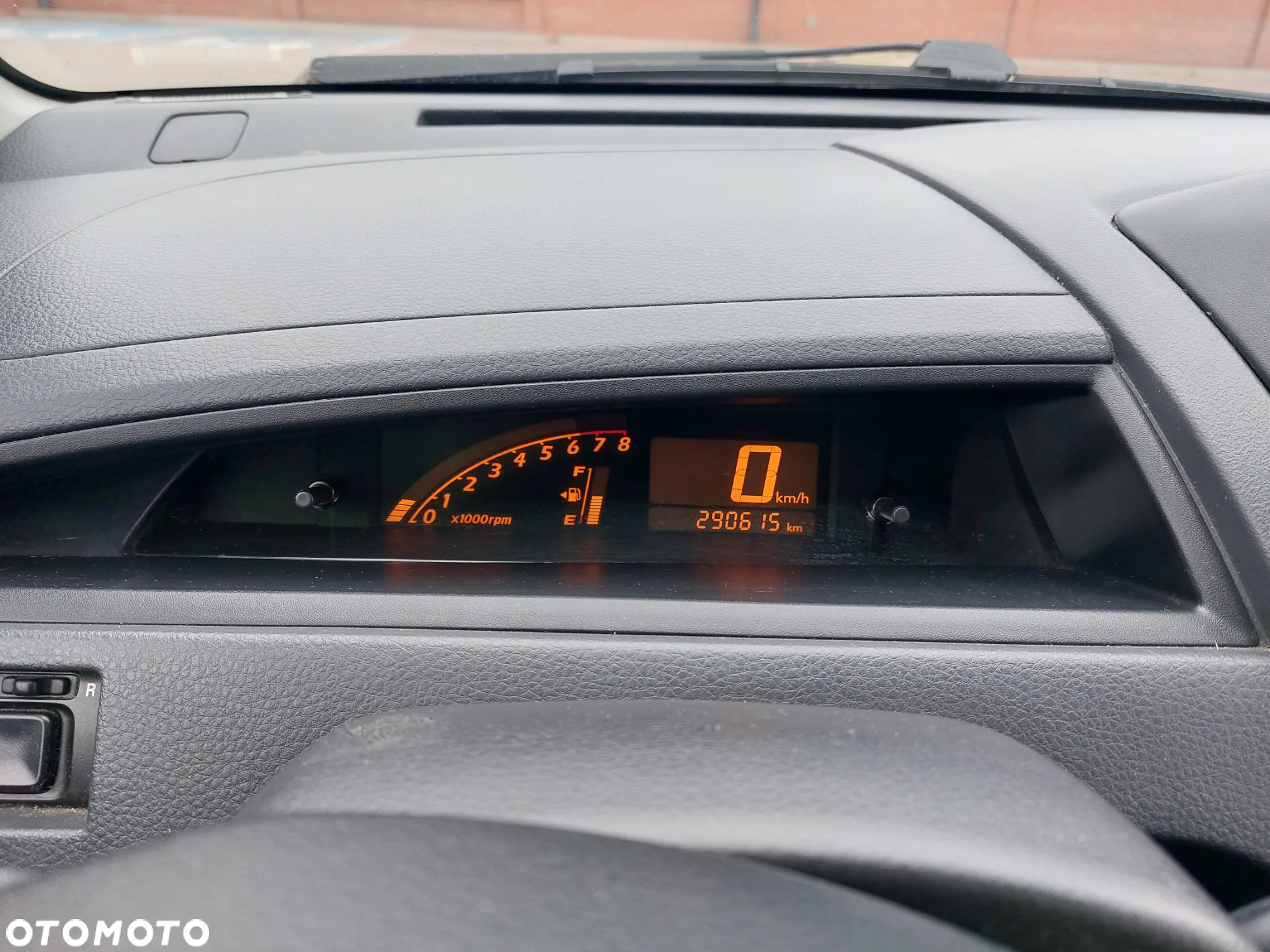 Suzuki Liana 1.6 - 10