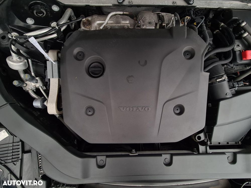 Volvo XC 60 B4 D AWD Geartronic RDesign - 30