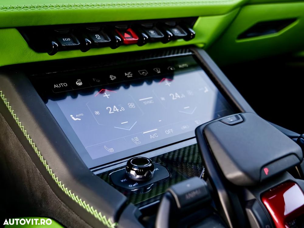 Lamborghini URUS - 19