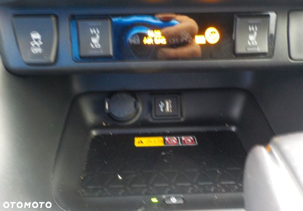 Toyota RAV4 - 32