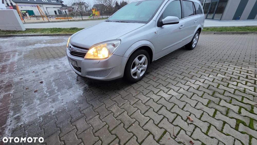 Opel Astra 1.7 CDTI DPF Color Edition - 23
