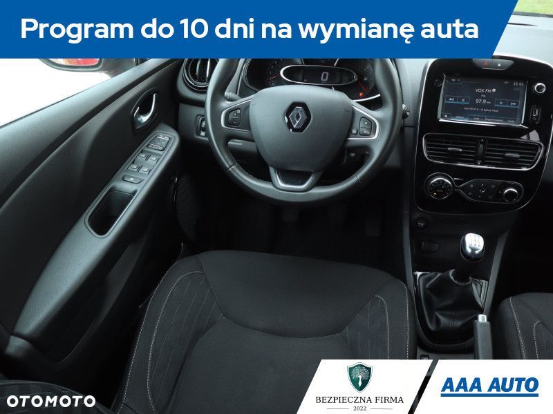 Renault Clio - 9