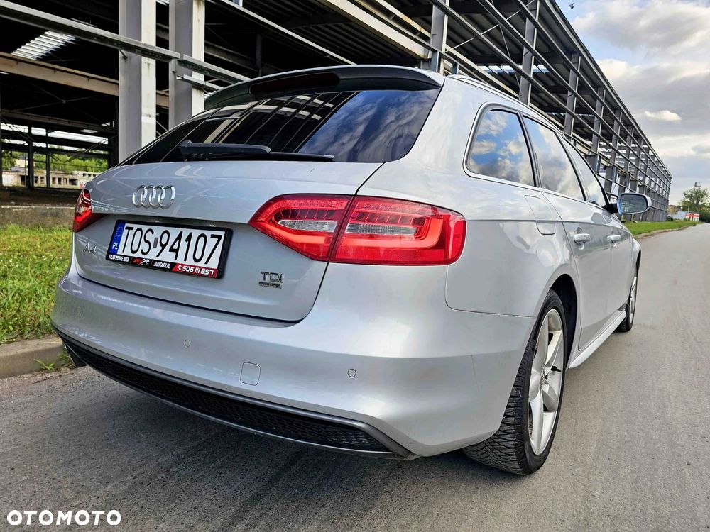 Audi A4 Avant 2.0 TDI DPF quattro S tronic S line Sportpaket - 10