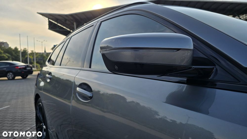 BMW Seria 3 320d xDrive mHEV M Sport - 14