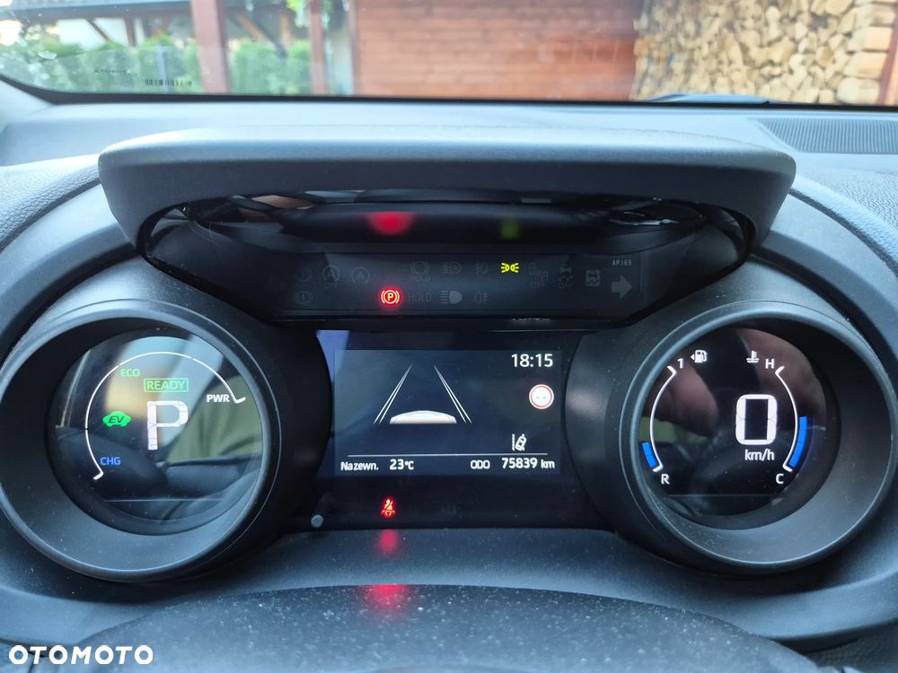 Toyota Yaris Hybrid 100 Dynamic EU6 - 29