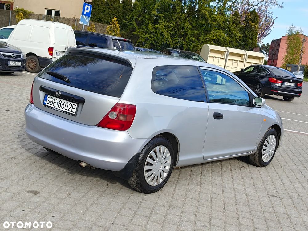 Honda Civic 1.4i - 10
