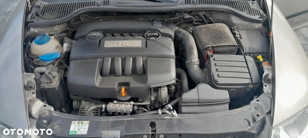 Skoda Octavia 1.6 - 11