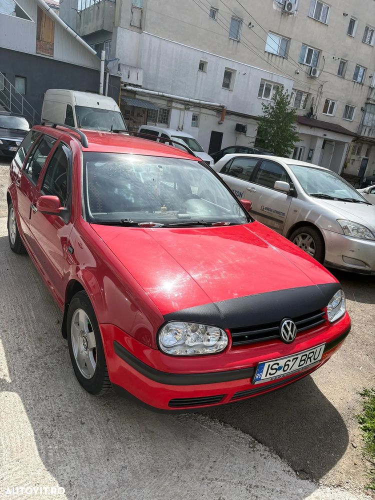 Volkswagen Golf 1.6 FSI Pacific - 2