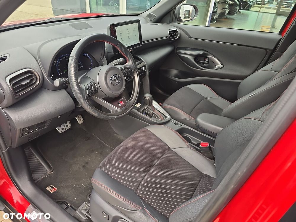 Toyota Yaris Cross Hybrid 1.5 GR Sport - 10