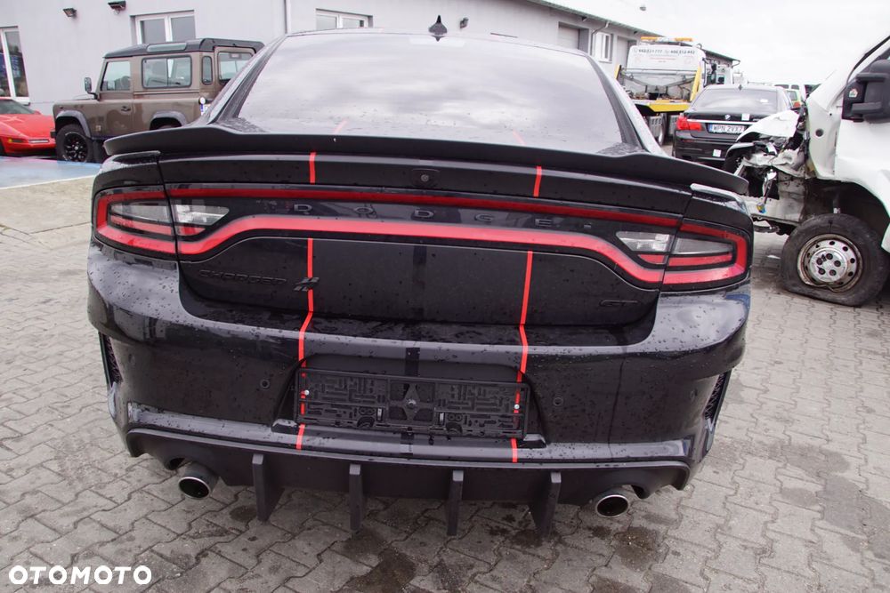 Auto na części 692106889 dodge charger gt awd 2022 3.6 pentastar 215 kw 292 km 4x4 awd przebieg 69000 km silnik 3.6 pentastar skrzynia automatyczna napęd 4x4 drzwi maska zderzak błotnik klapa bagażnika lampa led reflektor led lusterko fotel airbag deska rozdzielcza konsola środkowa kierownica moduły sterowniki ecu komputer pdc radar kamera chłodnica wentylator alternator rozrusznik pompa wody przepustnica kolektor wał napędowy półoś dyferencjał piasta wahacz amortyzator sprężyna zacisk tarcza hamulcowa nadkole pas przedni belka atrapa grill listwy uszczelki szyba podsufitka tapicerka wyświetlacz licznik radio uconnect nagłośnienie klimatyzacja chłodnica klimatyzacji skraplacz kompresor klimatyzacji maglownica przekładnia kierownicza zawieszenie części używane oryginalne dodge charger części dodge charger gt awd dodge na części dodge charger na części dodge części dodge charger 2022 dodge charger 3.6 pentastar dodge charger awd dodge charger gt dodge charger części auto na części - 12