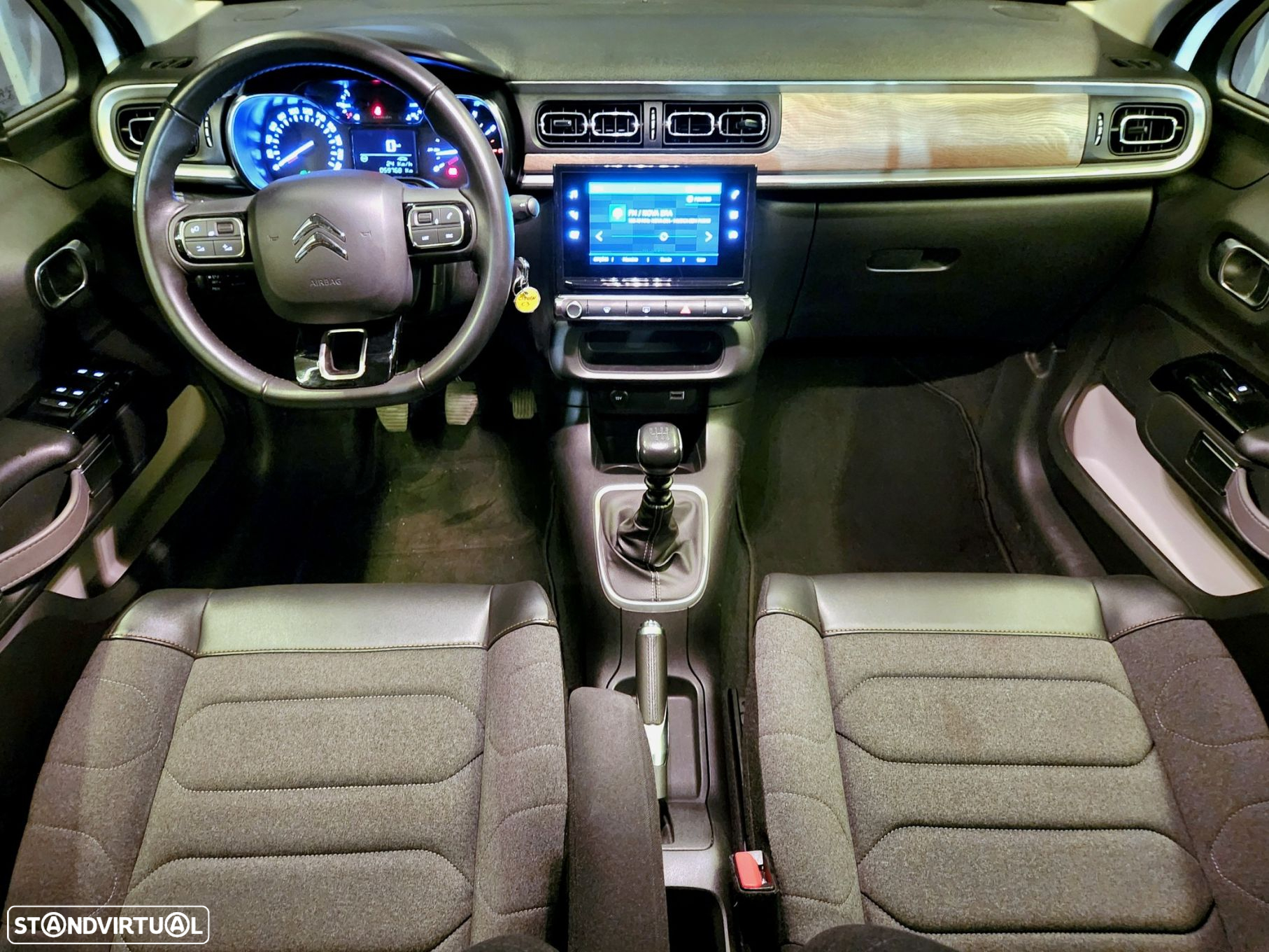 Citroën C3 1.2 PureTech Shine - 6