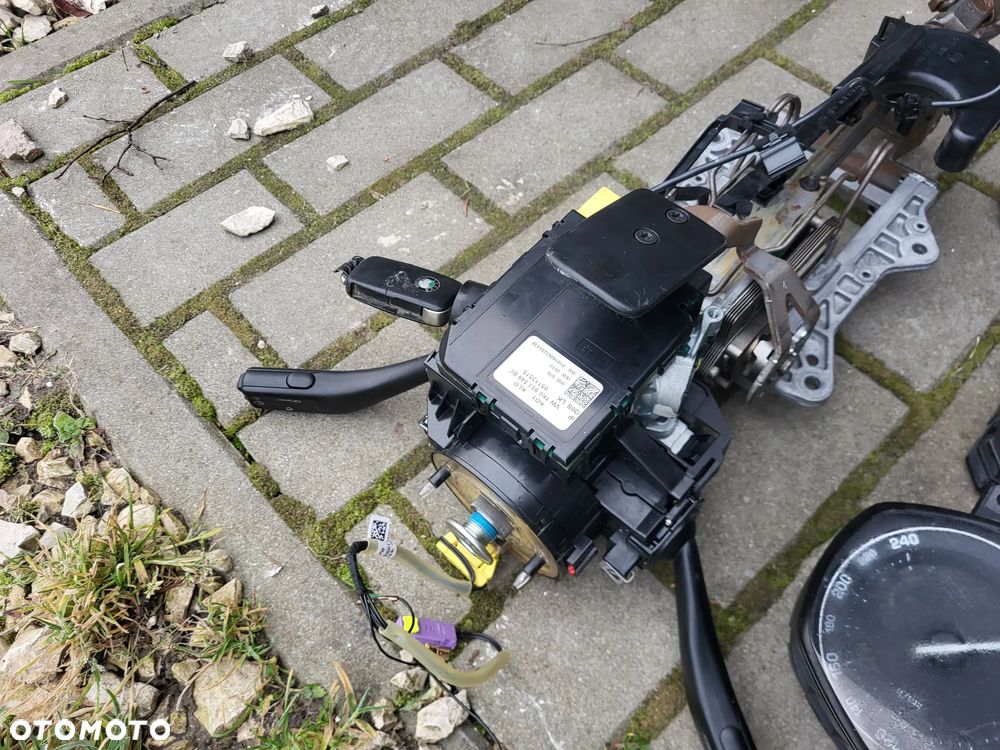 KL Zestaw Startowy Komputer Set Skoda Octavia II 1.9 105 BLS 03G906021DN - 2