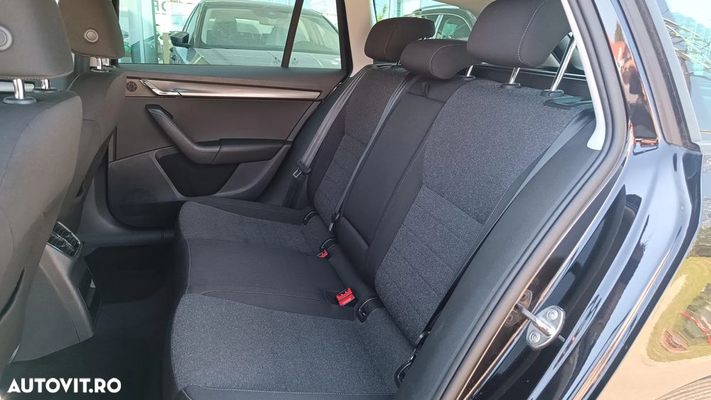 Skoda Octavia 2.0 TDI DSG Soleil - 27