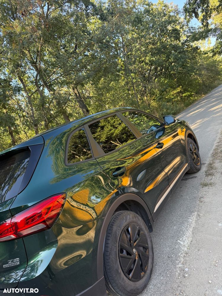 MG ZS HEV - 17