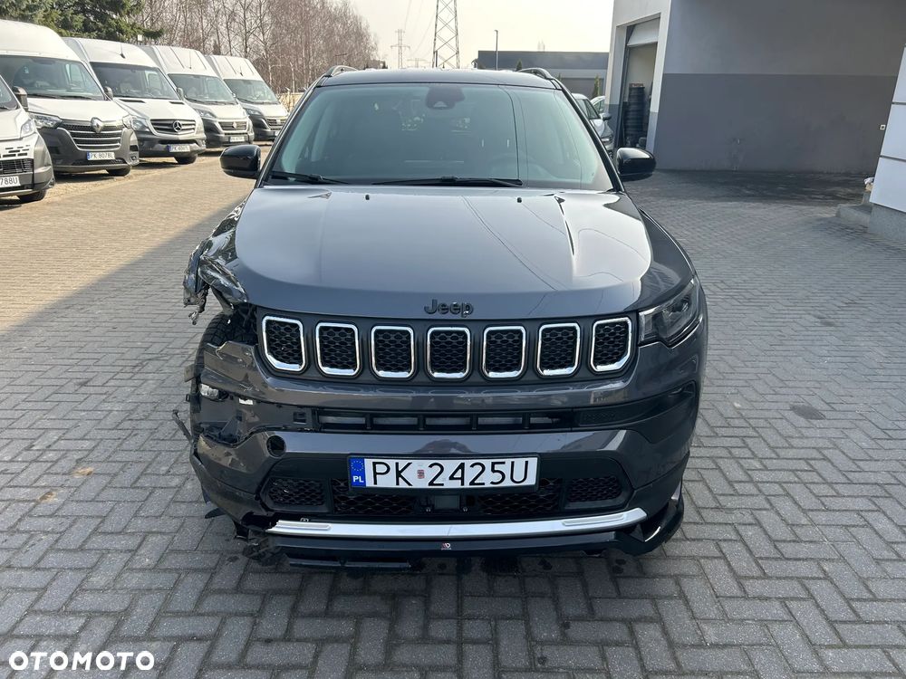 Jeep Compass - 23
