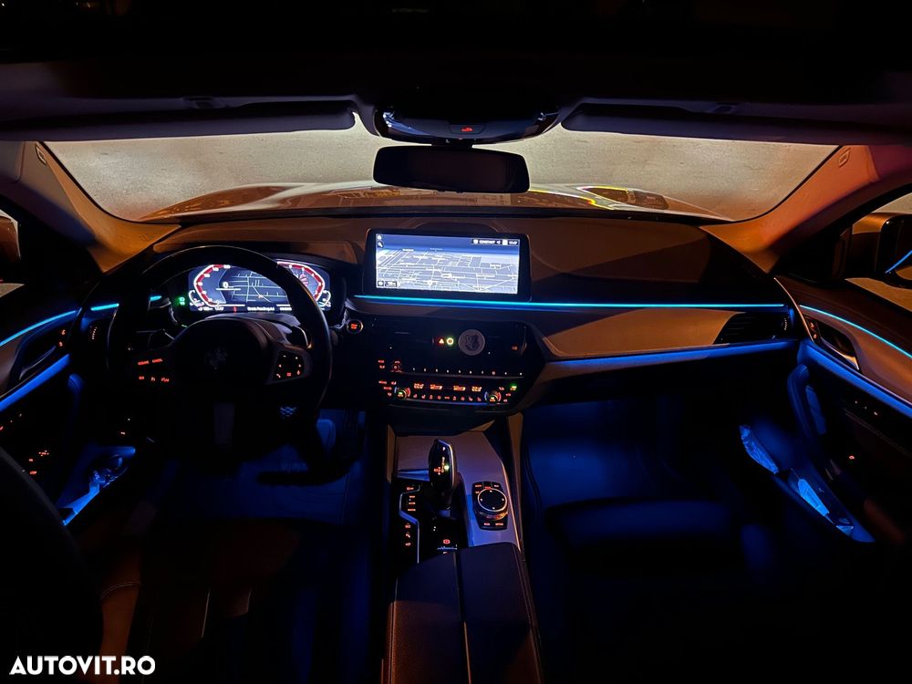 BMW Seria 5 530e Touring Aut. Luxury Line - 9