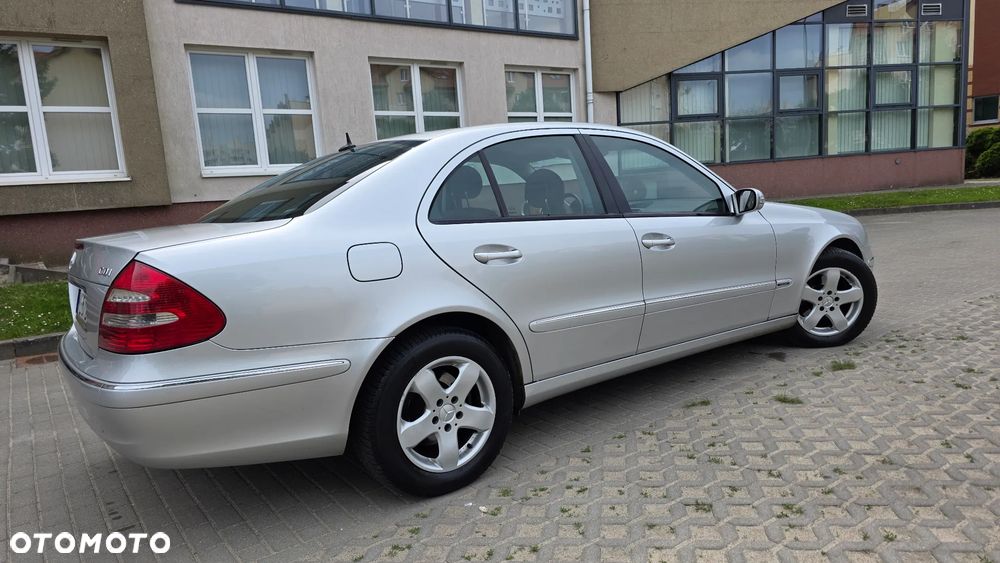 Mercedes-Benz Klasa E - 4