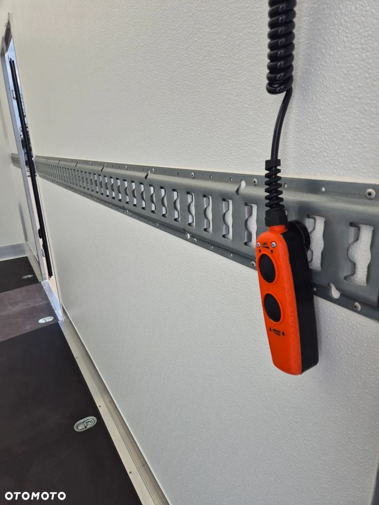 Renault Master KONTENER z WINDĄ - 9