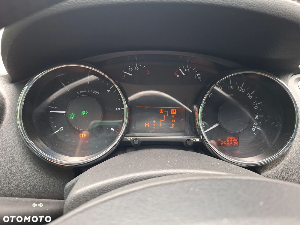 Peugeot 5008 2.0 HDi Allure 7os - 11