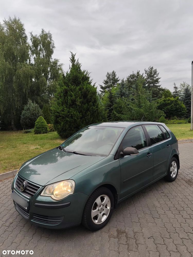 Volkswagen Polo 1.4 16V Q-Line - 1