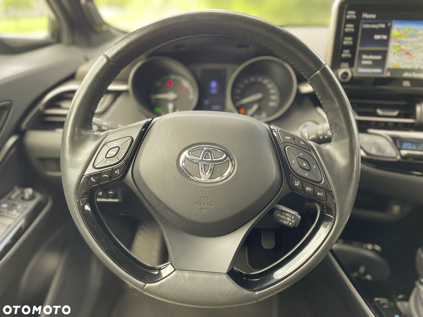 Toyota C-HR - 16