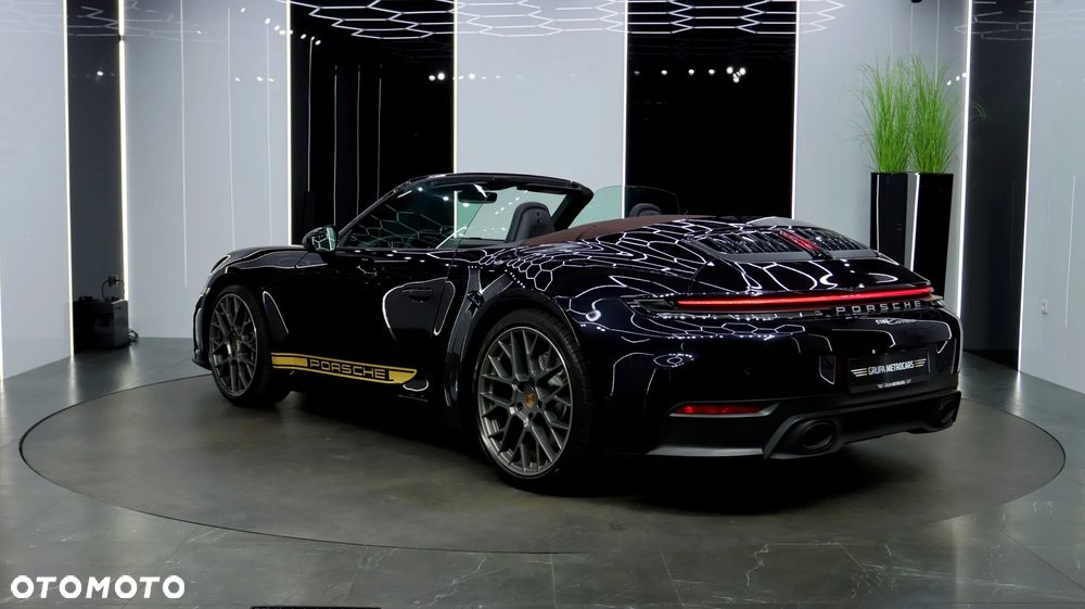 Porsche 911 Carrera Cabrio - 6