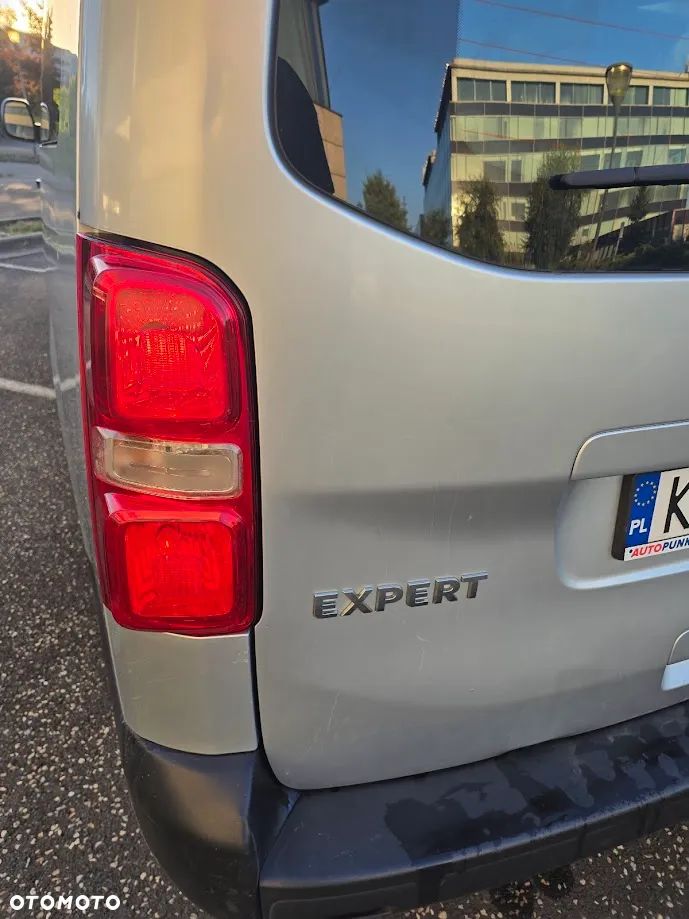 Peugeot Traveller - 10