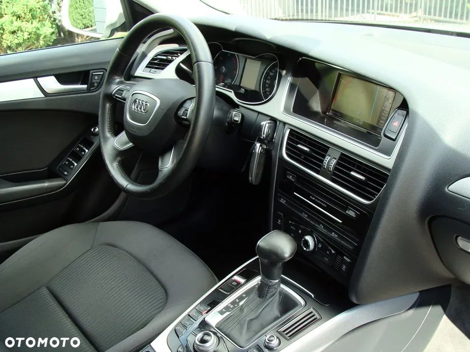 Audi A4 Avant 2.0 TDI DPF quattro S tronic Ambiente - 11