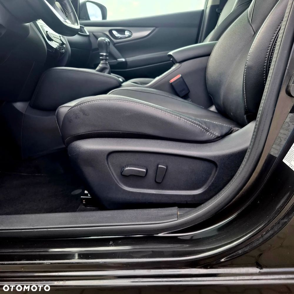 Nissan Qashqai 1.6 DIG-T 360 - 29