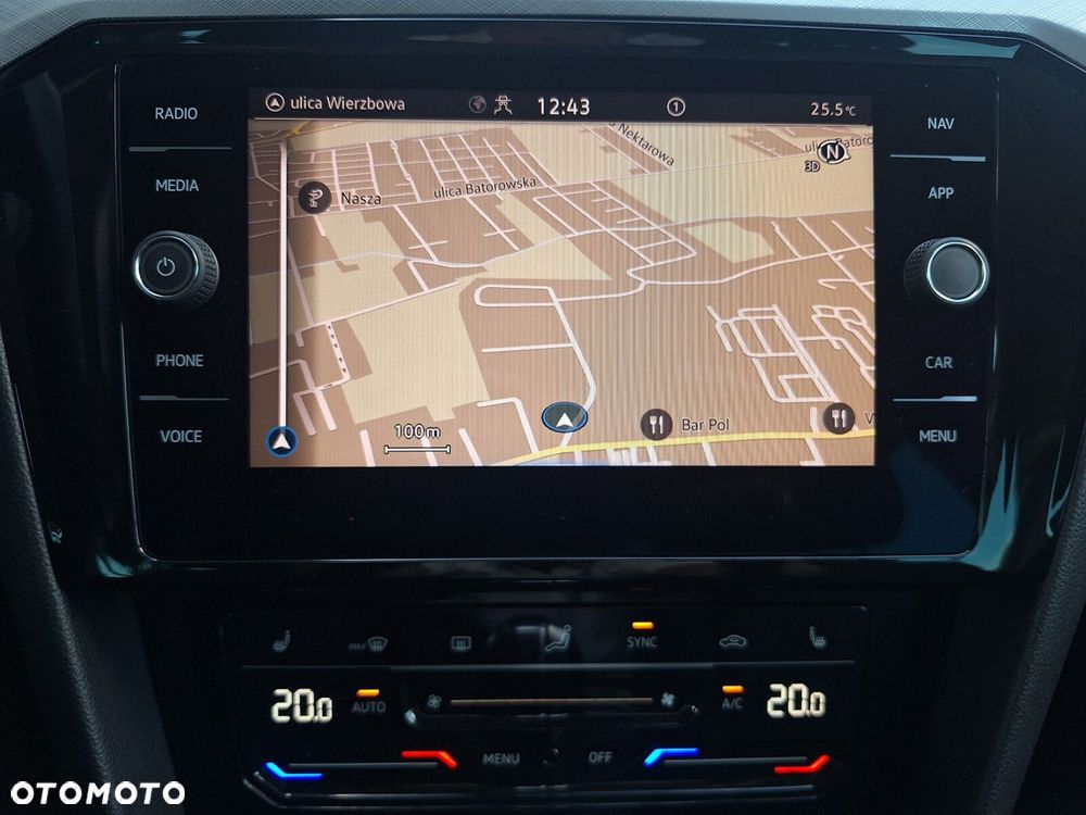 Volkswagen Passat Variant - 26