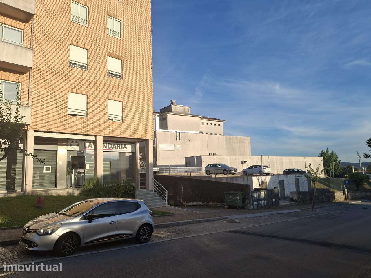 Apartamento T3 Mobilado Centro de Paredes - Grande imagem: 2/20