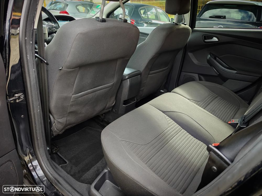 Ford Focus 1.5 TDCi DPF S&S Titanium - 8