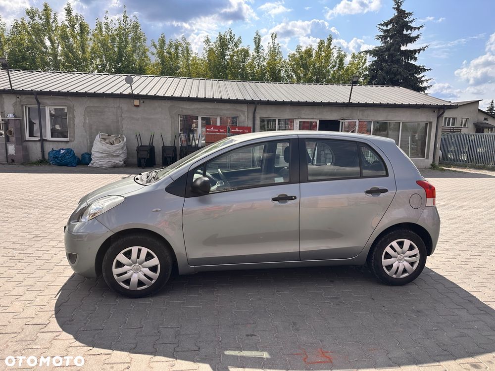 Toyota Yaris 1.0 Luna A/C - 7